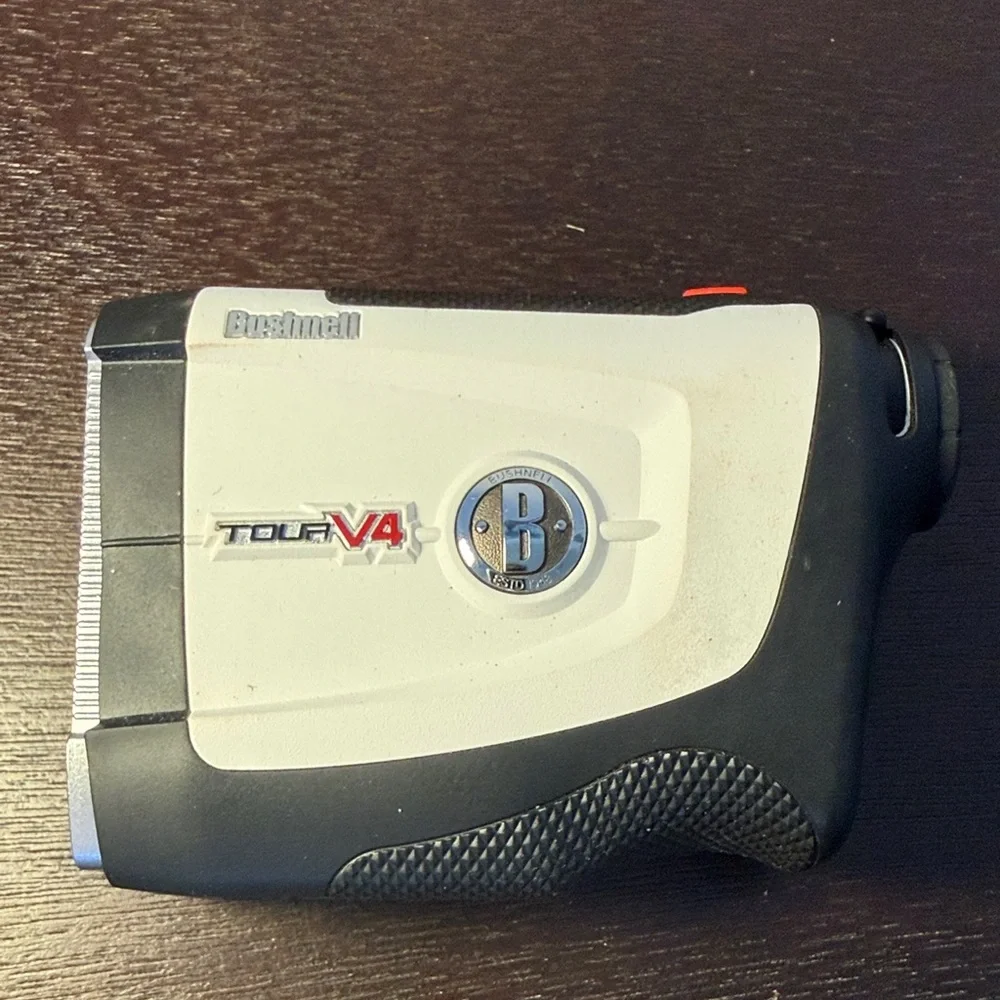 Bushnell Black and White Rangefinder - Picture 1 of 2